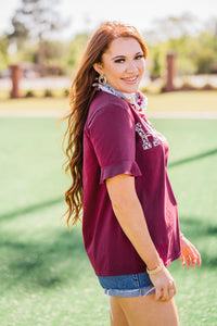 Howdy Tee Maroon