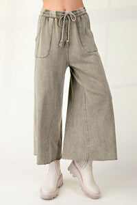 The Darcy Pant - Plus in Ash
