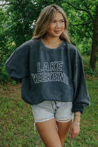 Lake Weekend Corded Sweatshirt