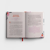 Dear Single Mom, You're Doing Great: Devotions of God's Love Amid the Chaos