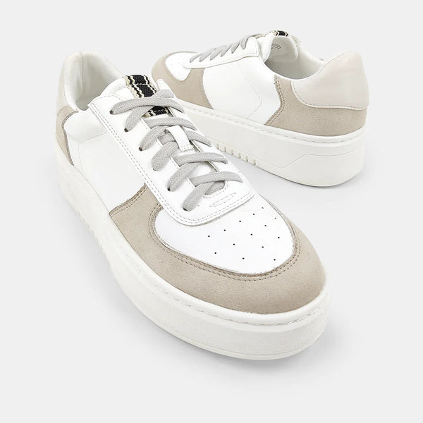 Shirley Sneaker in White