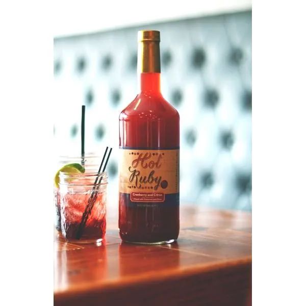 Hot Ruby 32oz Bottle – Chandler Country Store